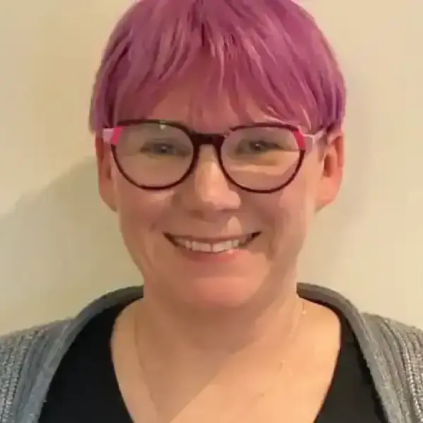 Dr Natalie Hogg